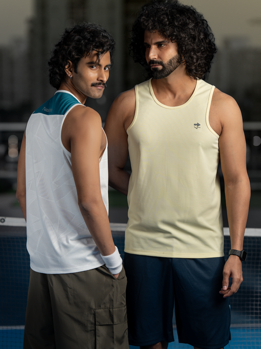 Pale Yellow Sando